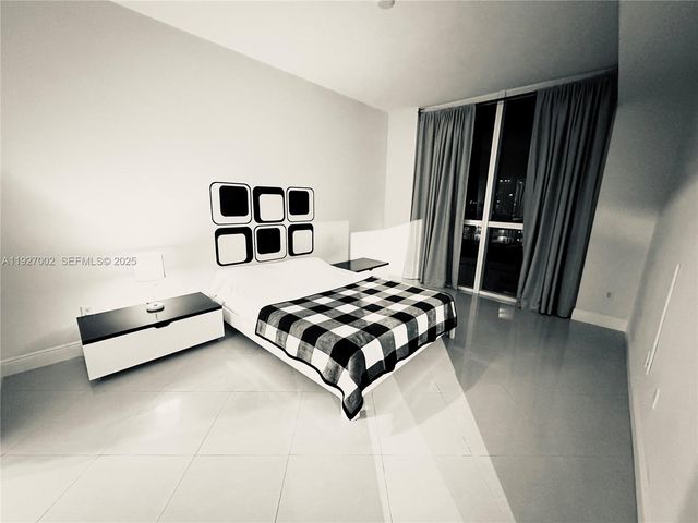 1945 S Ocean Dr 610, Hallandale Beach, FL 33009