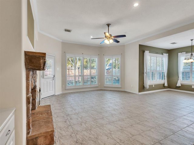 2407 Beacon Pointe, Pearland, TX 77584