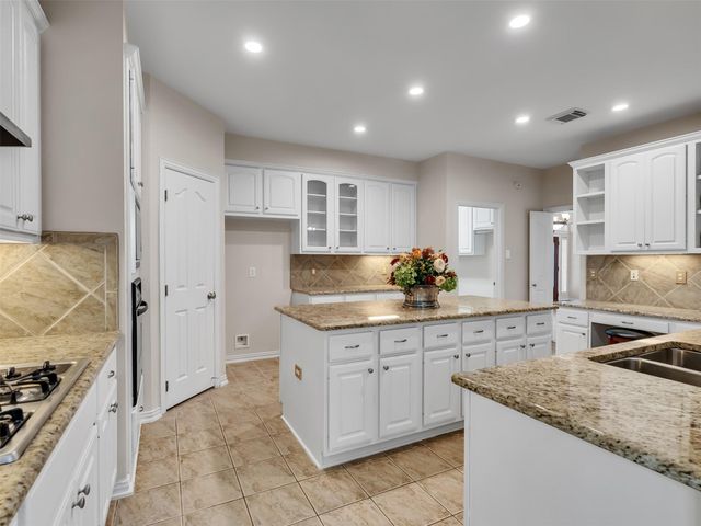 2407 Beacon Pointe, Pearland, TX 77584