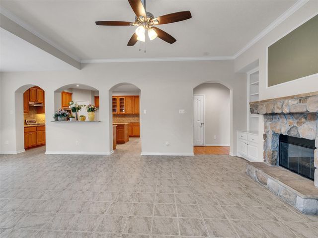 2407 Beacon Pointe, Pearland, TX 77584