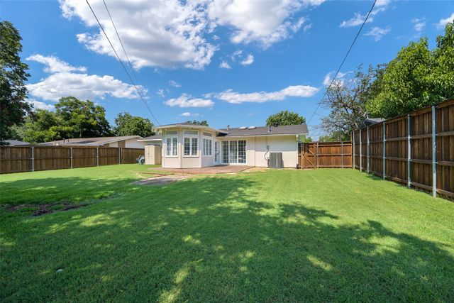 13536 Castleton Drive, Farmers Branch, TX 75234