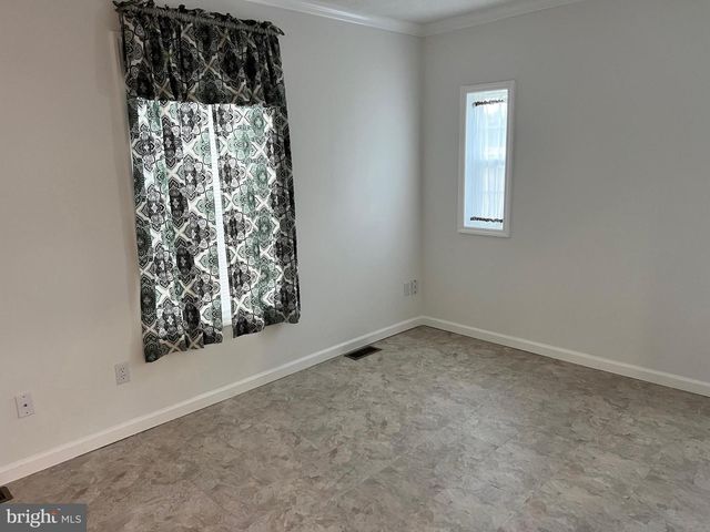 1356 CONNECTICUT AVE, Hagerstown, MD 21740