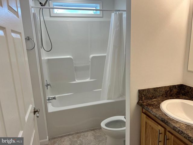 1356 CONNECTICUT AVE, Hagerstown, MD 21740