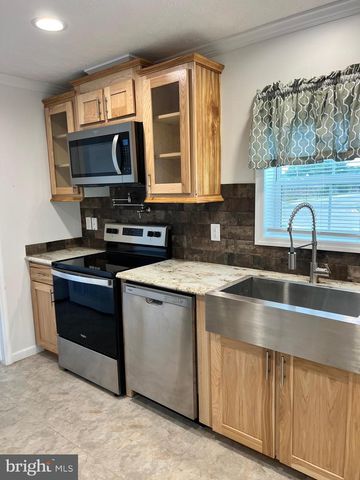 1356 CONNECTICUT AVE, Hagerstown, MD 21740