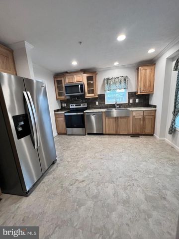1356 CONNECTICUT AVE, Hagerstown, MD 21740