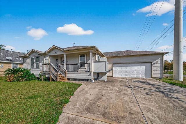 7100 Harlem Street, Baytown, TX 77521