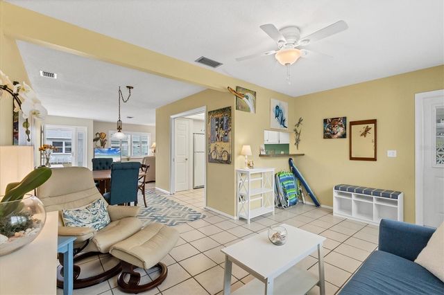 1018 BEACH MANOR CIRCLE 40, Venice, FL 34285