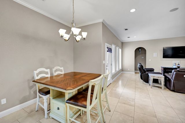 5610 Dunbarton Oaks Blvd, Midland, TX 79705