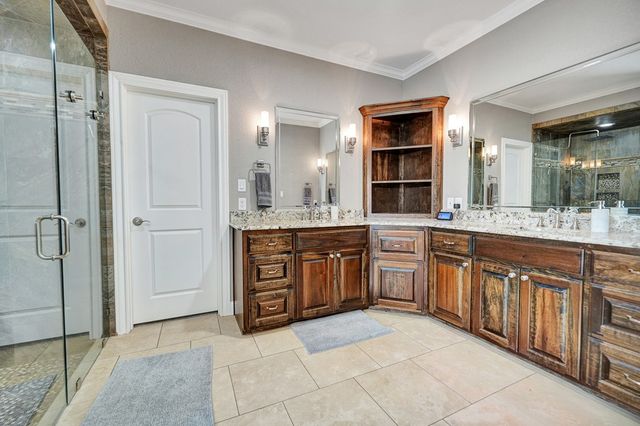 5610 Dunbarton Oaks Blvd, Midland, TX 79705