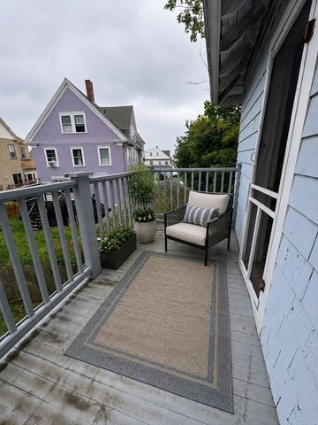 17 Temple Ave 2, Winthrop, MA 02152