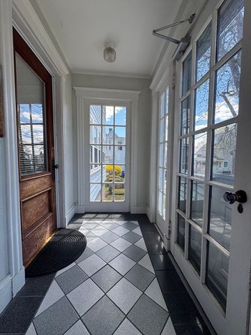 17 Temple Ave 2, Winthrop, MA 02152
