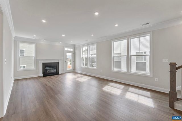 208 SUNBIRD LN, Waynesboro, VA 22980