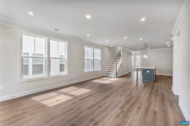 208 SUNBIRD LN, Waynesboro, VA 22980