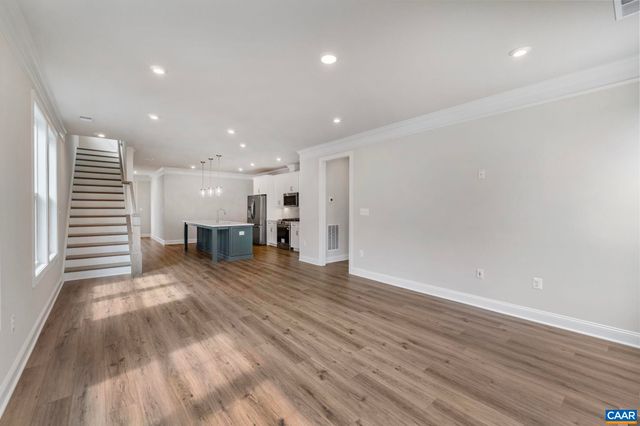 208 SUNBIRD LN, Waynesboro, VA 22980