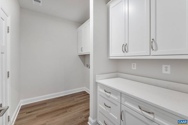 208 SUNBIRD LN, Waynesboro, VA 22980