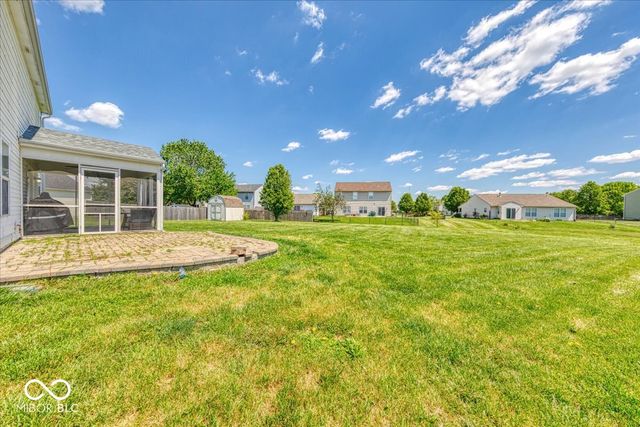 2705 Camelot Way, Greenwood, IN 46143