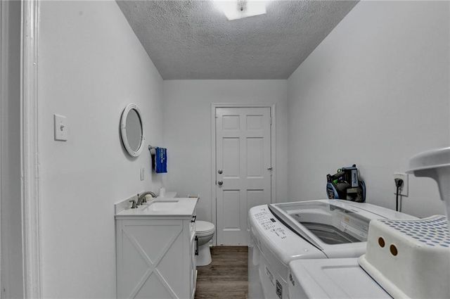 2048 Fisher Trail NE, Atlanta, GA 30345