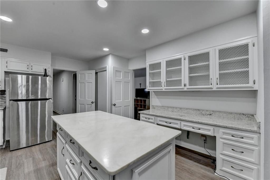 Image 17 of property listing at 2048 Fisher Trail NE, Atlanta, GA 30345
