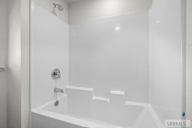 416 E 17th Street, Idaho Falls, ID 83404