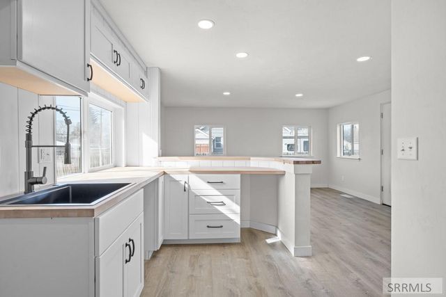 416 E 17th Street, Idaho Falls, ID 83404