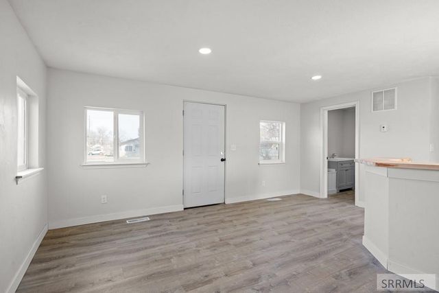 416 E 17th Street, Idaho Falls, ID 83404