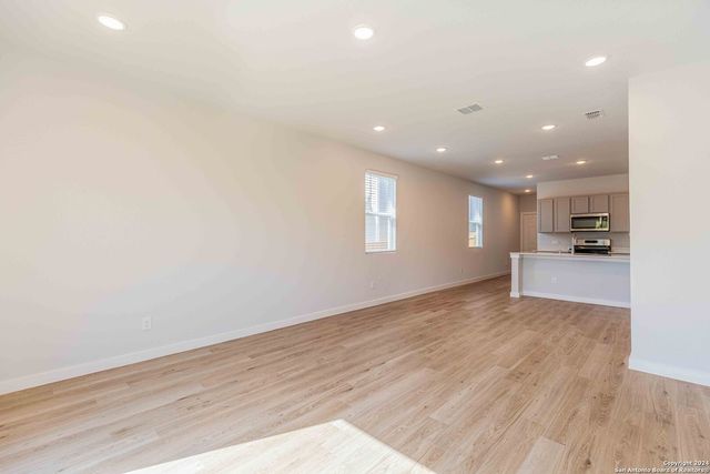 5318 Tourmaline Loop, San Antonio, TX 78222