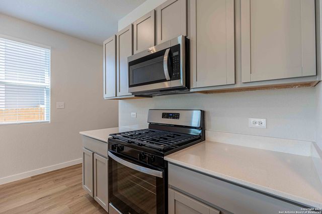 5318 Tourmaline Loop, San Antonio, TX 78222