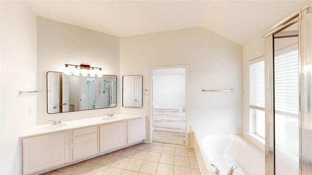 1310 Pinehurst Drive, Lewisville, TX 75077