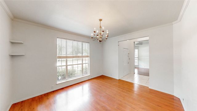 1310 Pinehurst Drive, Lewisville, TX 75077