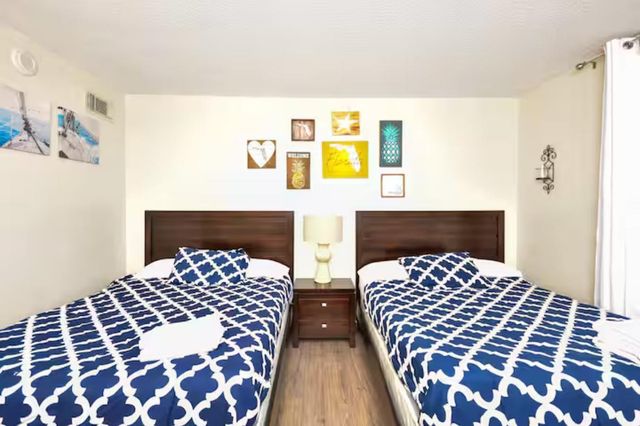 19370 Collins Avenue 301, Sunny Isles Beach, FL 33160