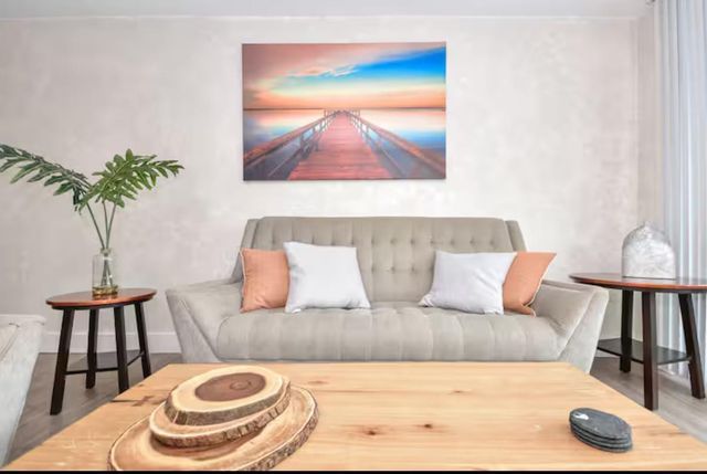 19370 Collins Avenue 301, Sunny Isles Beach, FL 33160