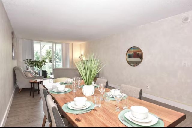 19370 Collins Avenue 301, Sunny Isles Beach, FL 33160