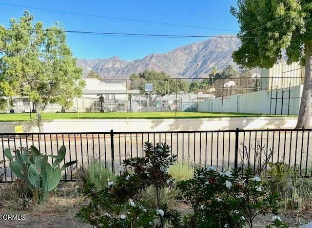 1000 Boston Street, Altadena, CA 91001