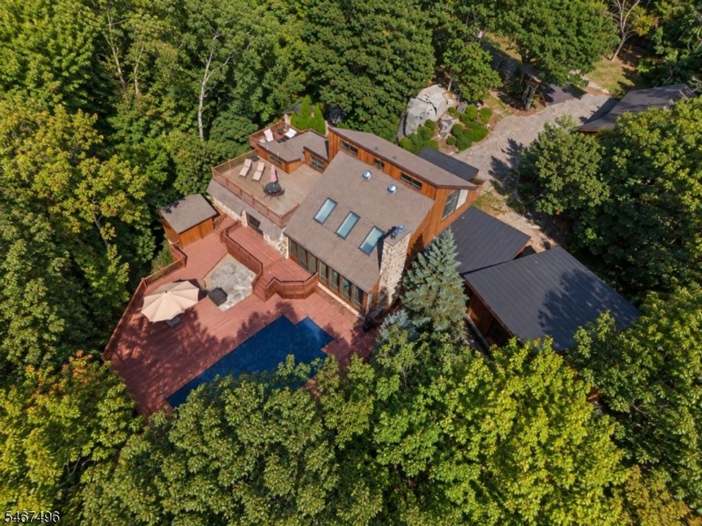 53 Tintle Rd, Kinnelon Boro, NJ 07405 — photo 2