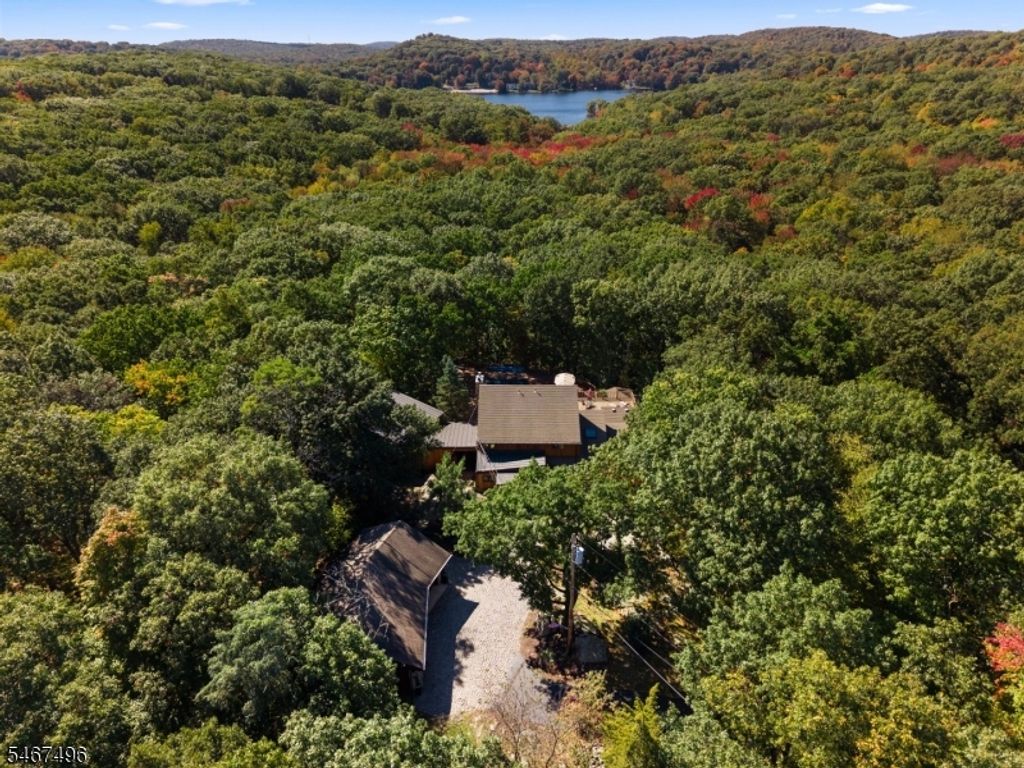 53 Tintle Rd, Kinnelon Boro, NJ 07405 — photo 3