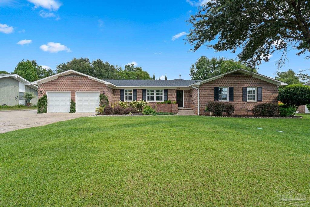 3640 Maule Rd, Pensacola, FL 32503