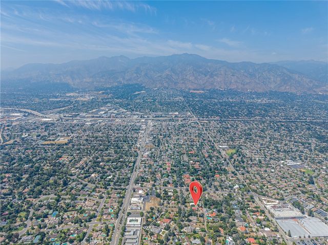 802 Michigan Boulevard, Pasadena, CA 91107