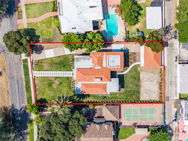 802 Michigan Boulevard, Pasadena, CA 91107
