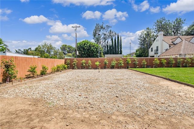 802 Michigan Boulevard, Pasadena, CA 91107
