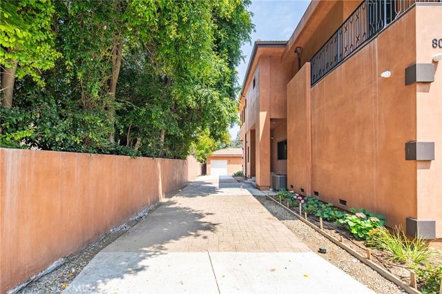 802 Michigan Boulevard, Pasadena, CA 91107