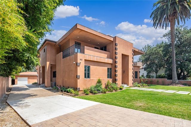802 Michigan Boulevard, Pasadena, CA 91107