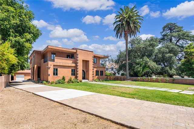 802 Michigan Boulevard, Pasadena, CA 91107