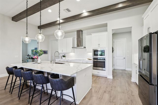 11263 RUSTIC TIMBER LOOP, San Antonio, FL 33576