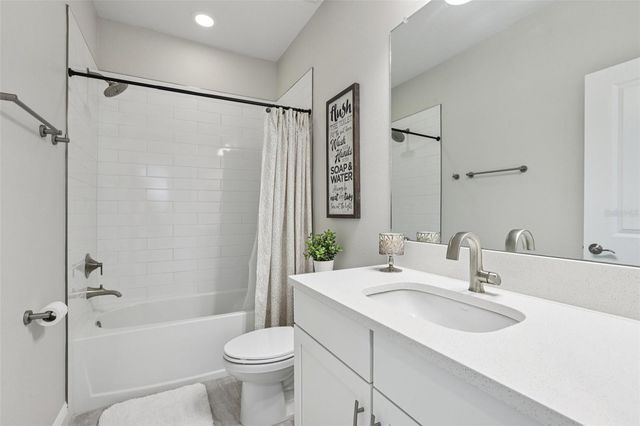 11263 RUSTIC TIMBER LOOP, San Antonio, FL 33576