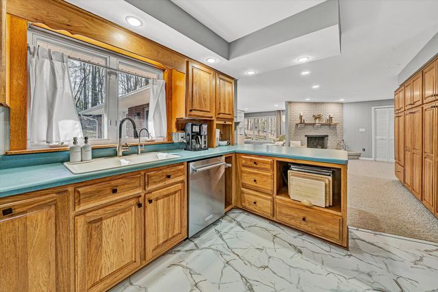 2283 FRANKLIN ST, Rocky Mount, VA 24151