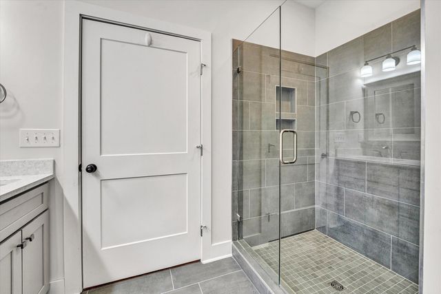 17 Alpine DR, Union Hall, VA 24176