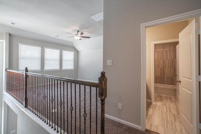 28104 Rocky Heights Drive, Spring, TX 77386
