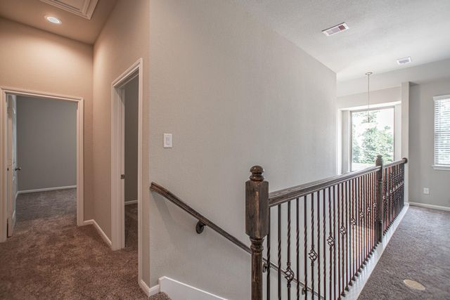28104 Rocky Heights Drive, Spring, TX 77386