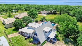 7626 Whispering Way, Kingston, OK 73439