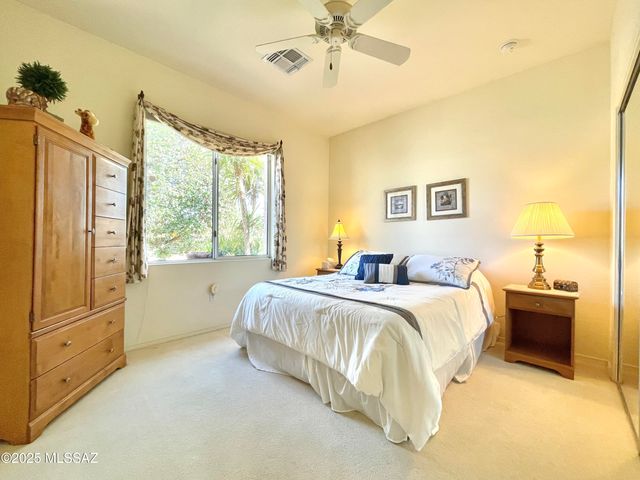 9524 N Twinkling Shadows Way, Tucson, AZ 85743